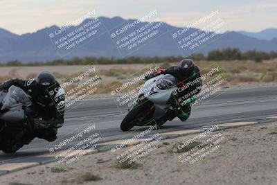 media/Sep-21-2025-Race Pace (Sun) [[98bf33ef95]]/Verified/5-Turn 15 Inside (930am)/